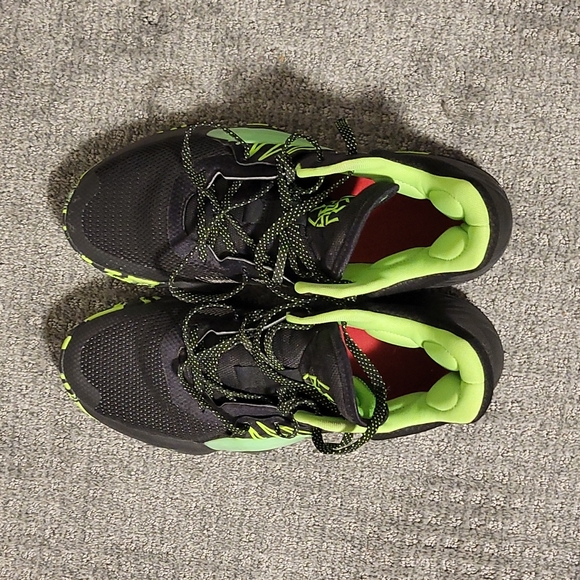 Adidas D.O.N Issue 1 - Picture 2 of 6